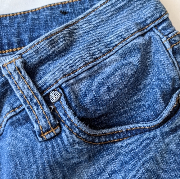 Kut from the Kloth Connie Ankle Skinny Jeans Destroyed Jeans Size 10 - Picture 6 of 10